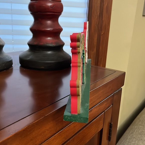 “Mery Christmas” Self Standing Wooden Decor Sign, good condition - Picture 5 of 6